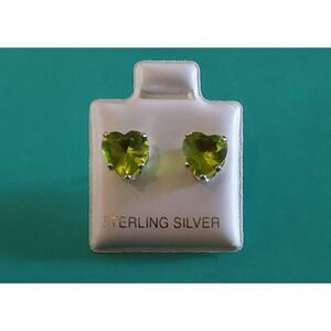 Beautiful 2 Ct Heart Cut Lime Peridot Sterling Silver Stud Earrings